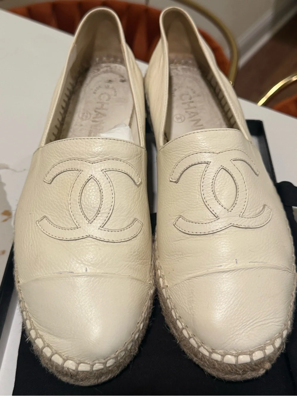 CHANEL CC Leather Espadrilles – Cream/Ivory – Size 40 – Box & Dust Bags